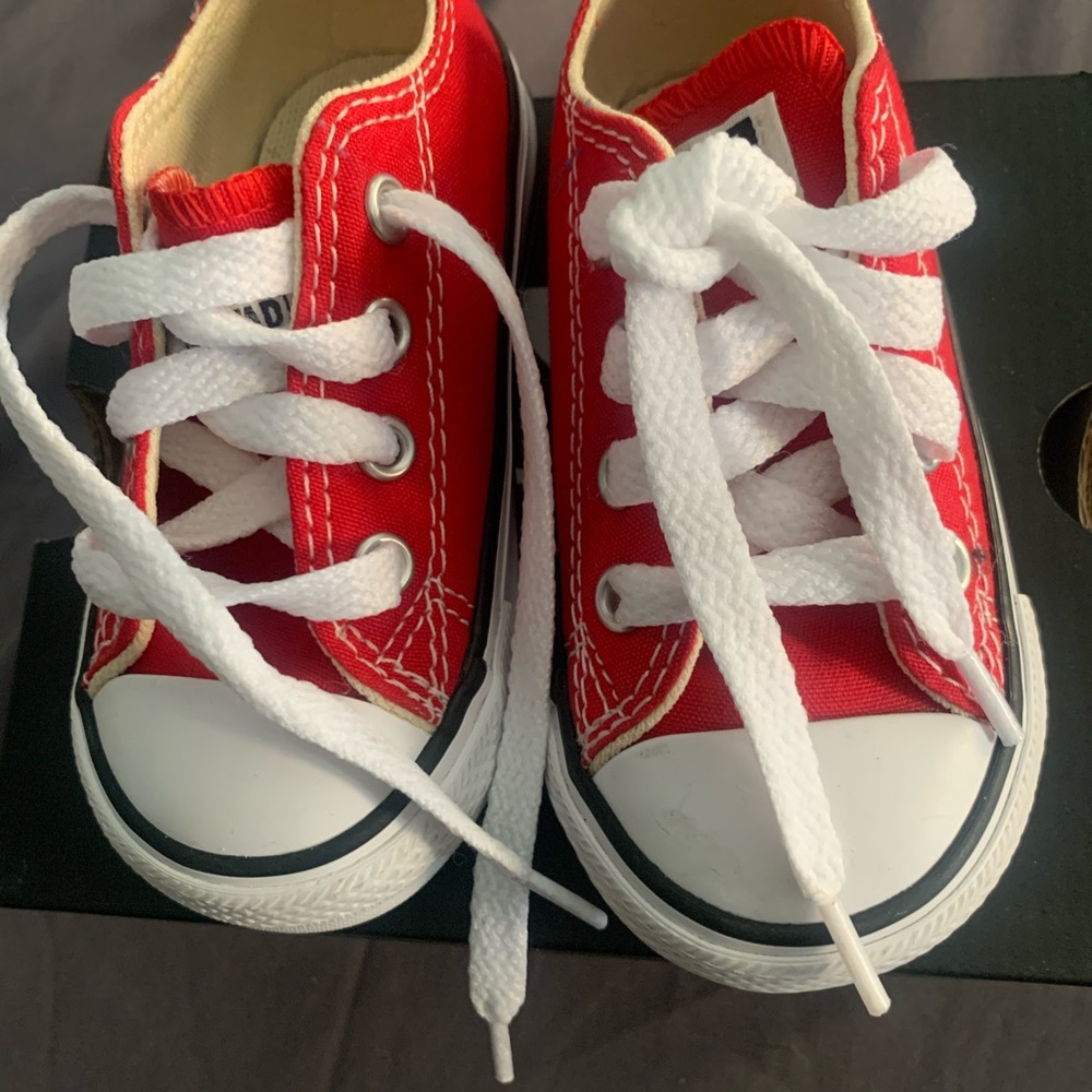 Kids converse sneakers